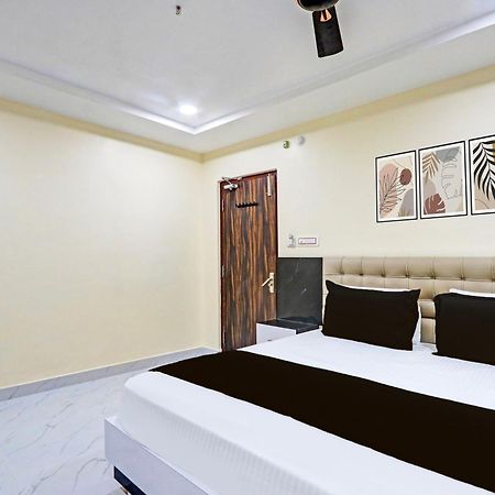 Super Hotel O Sri Vishnu Residency Kottapalli Eksteriør billede