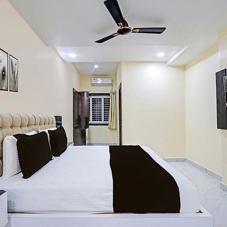 Super Hotel O Sri Vishnu Residency Kottapalli Eksteriør billede