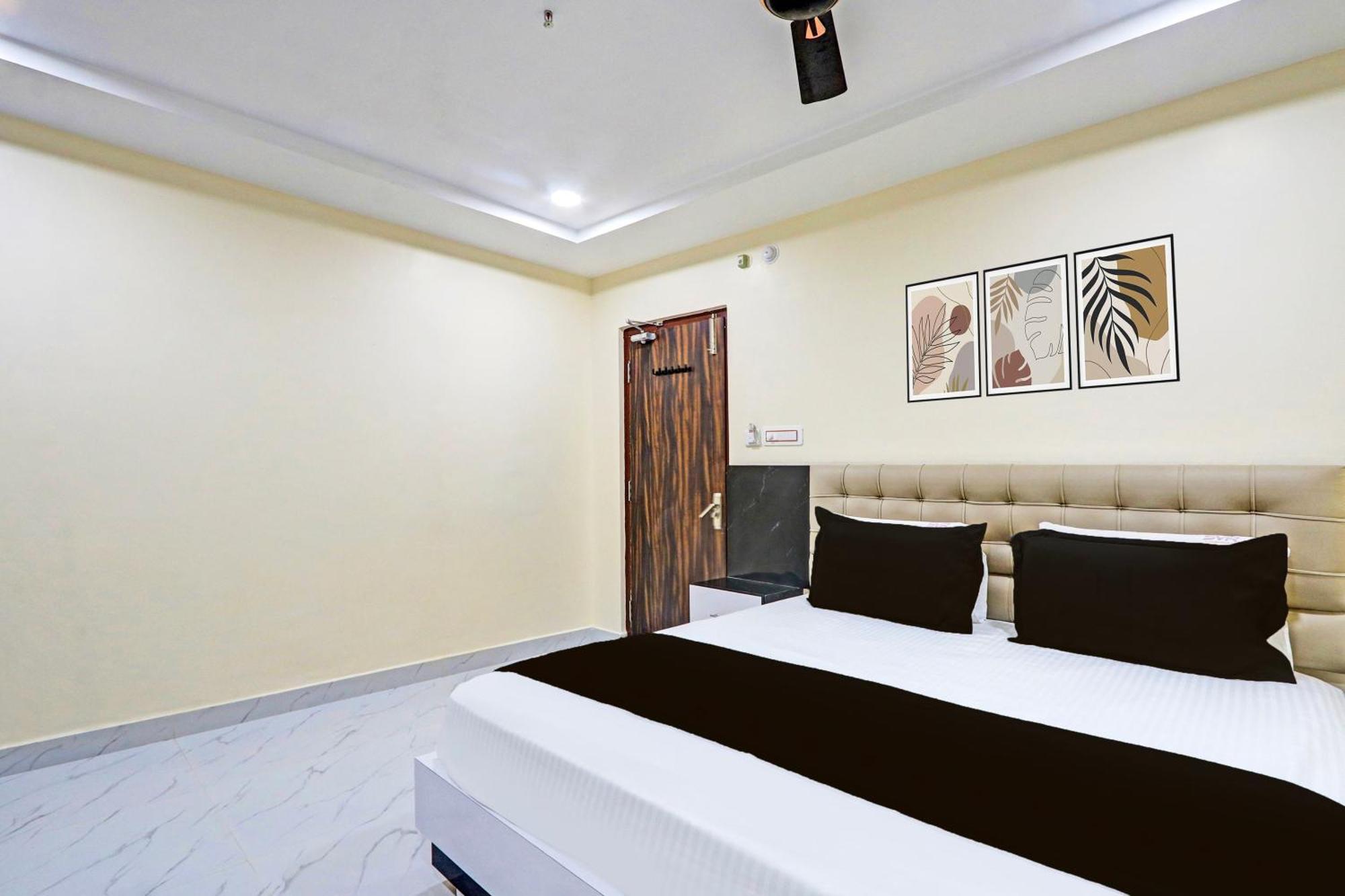 Super Hotel O Sri Vishnu Residency Kottapalli Eksteriør billede