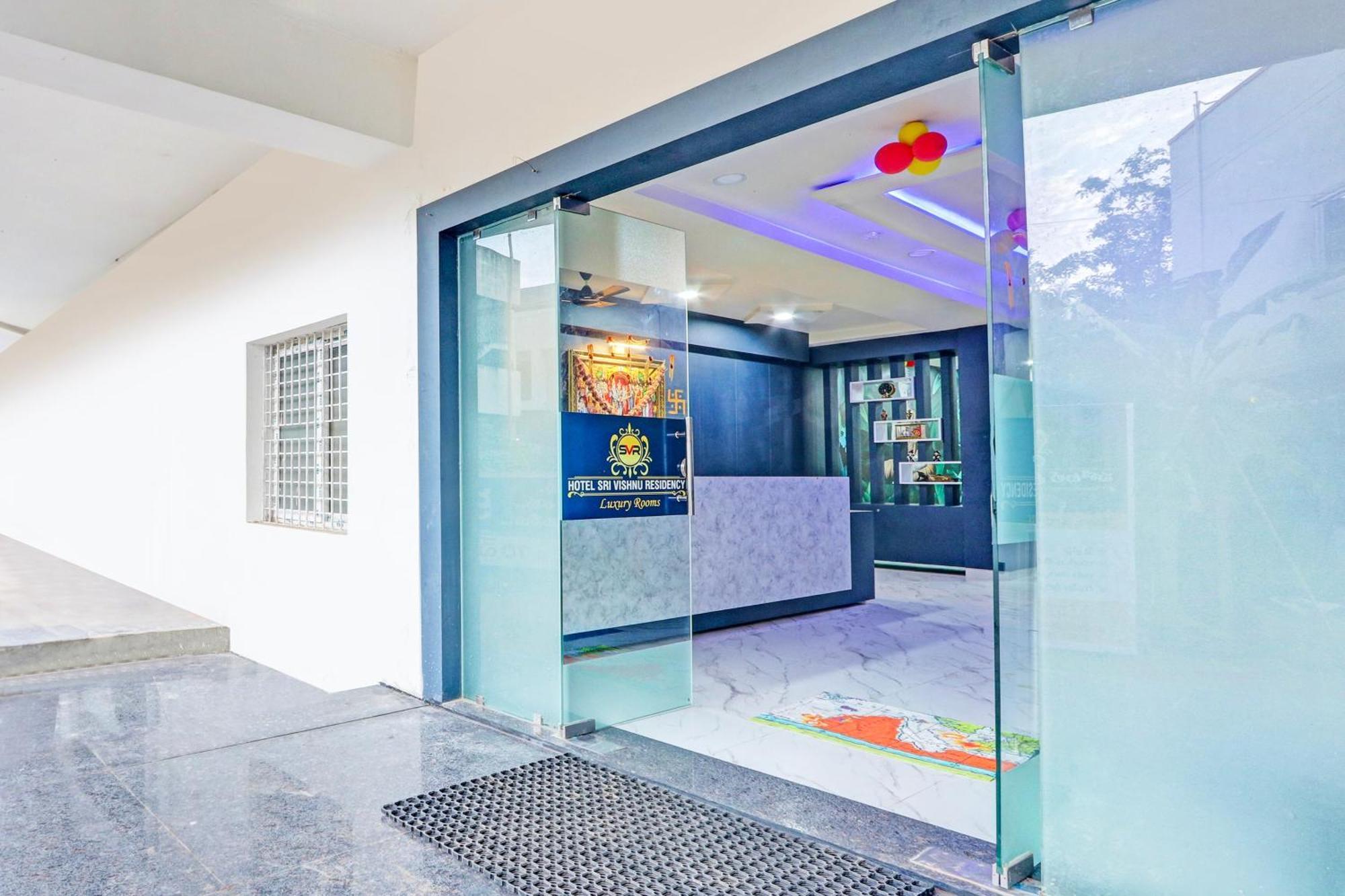 Super Hotel O Sri Vishnu Residency Kottapalli Eksteriør billede