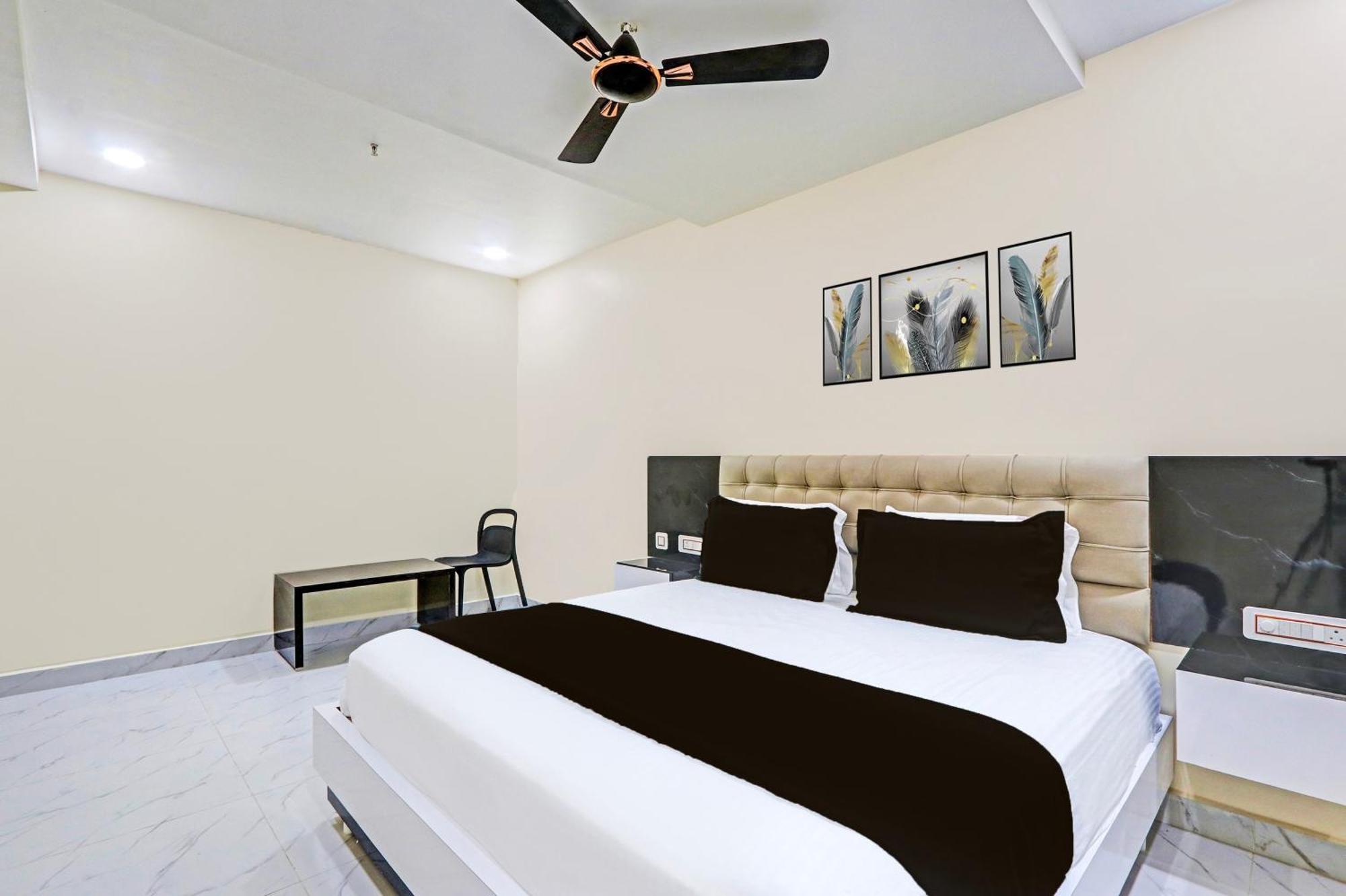 Super Hotel O Sri Vishnu Residency Kottapalli Eksteriør billede